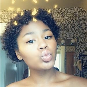 Meet your Posher, Timiana